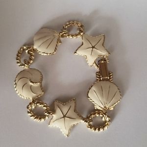 Charm bracelet